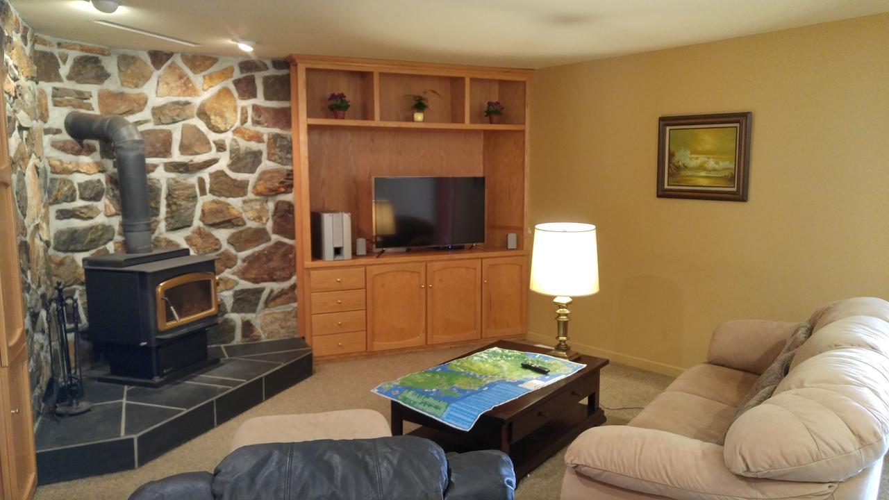 Sunshine Coast Treetop B&B 锡谢尔特 外观 照片