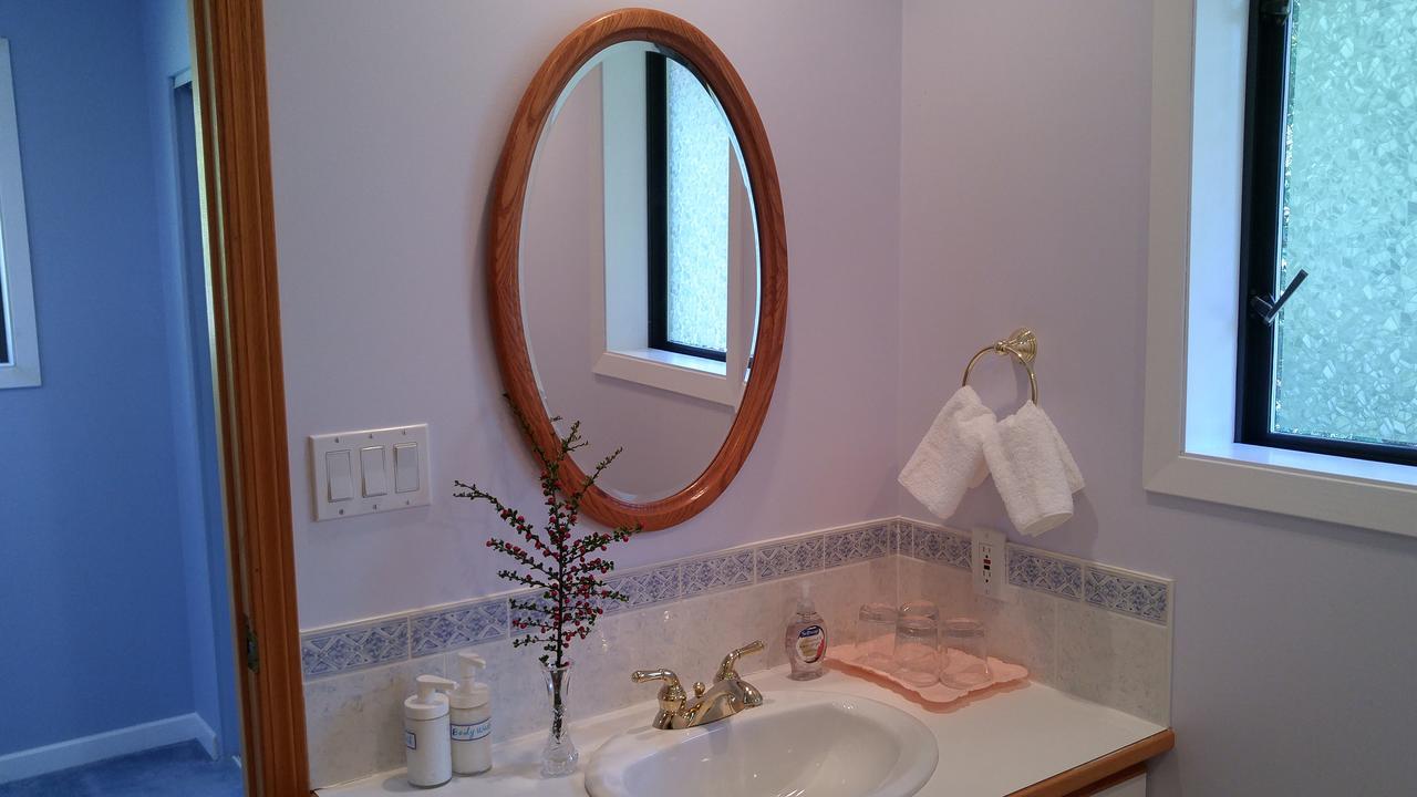 Sunshine Coast Treetop B&B 锡谢尔特 外观 照片